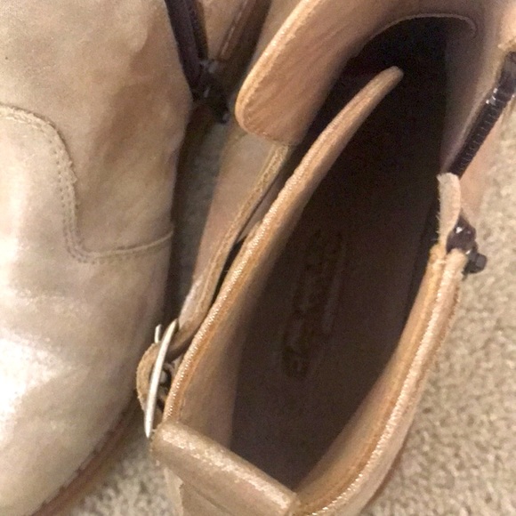 Elephantito boots size: youth 1 - Picture 4 of 6